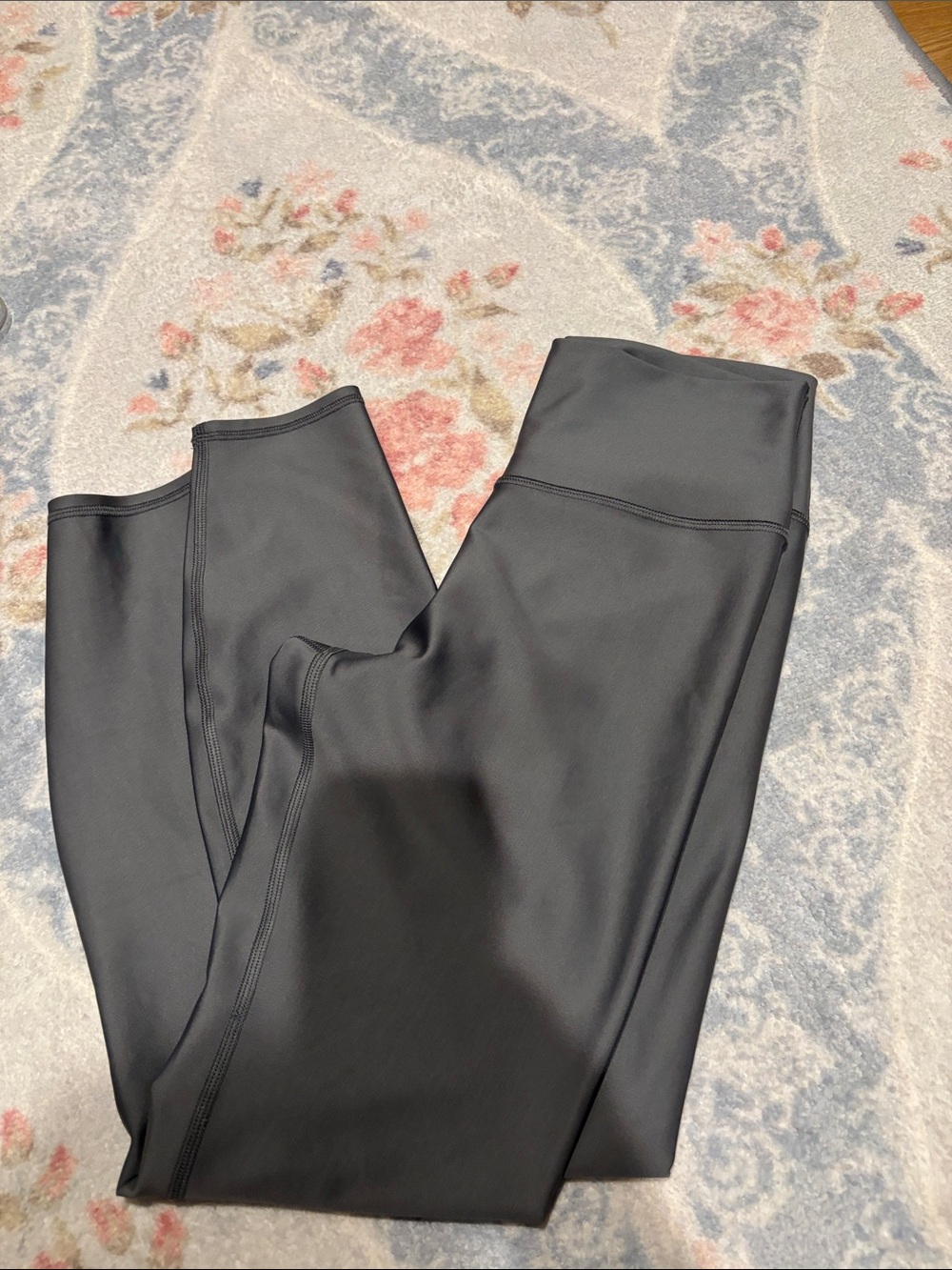 Alo steel grey 7/8 high waist airlift legging. Medium.
